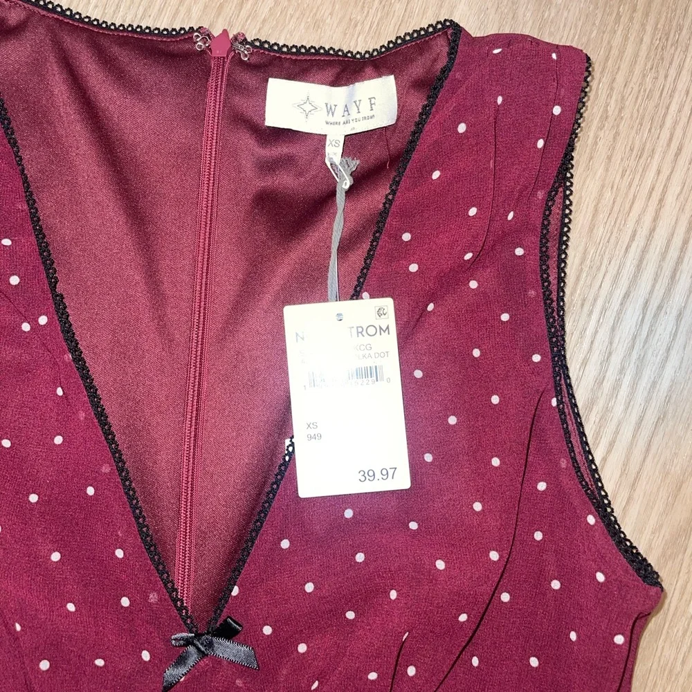 Wayf Maroon Polka Dot Dress NWT - Picture 2 of 3